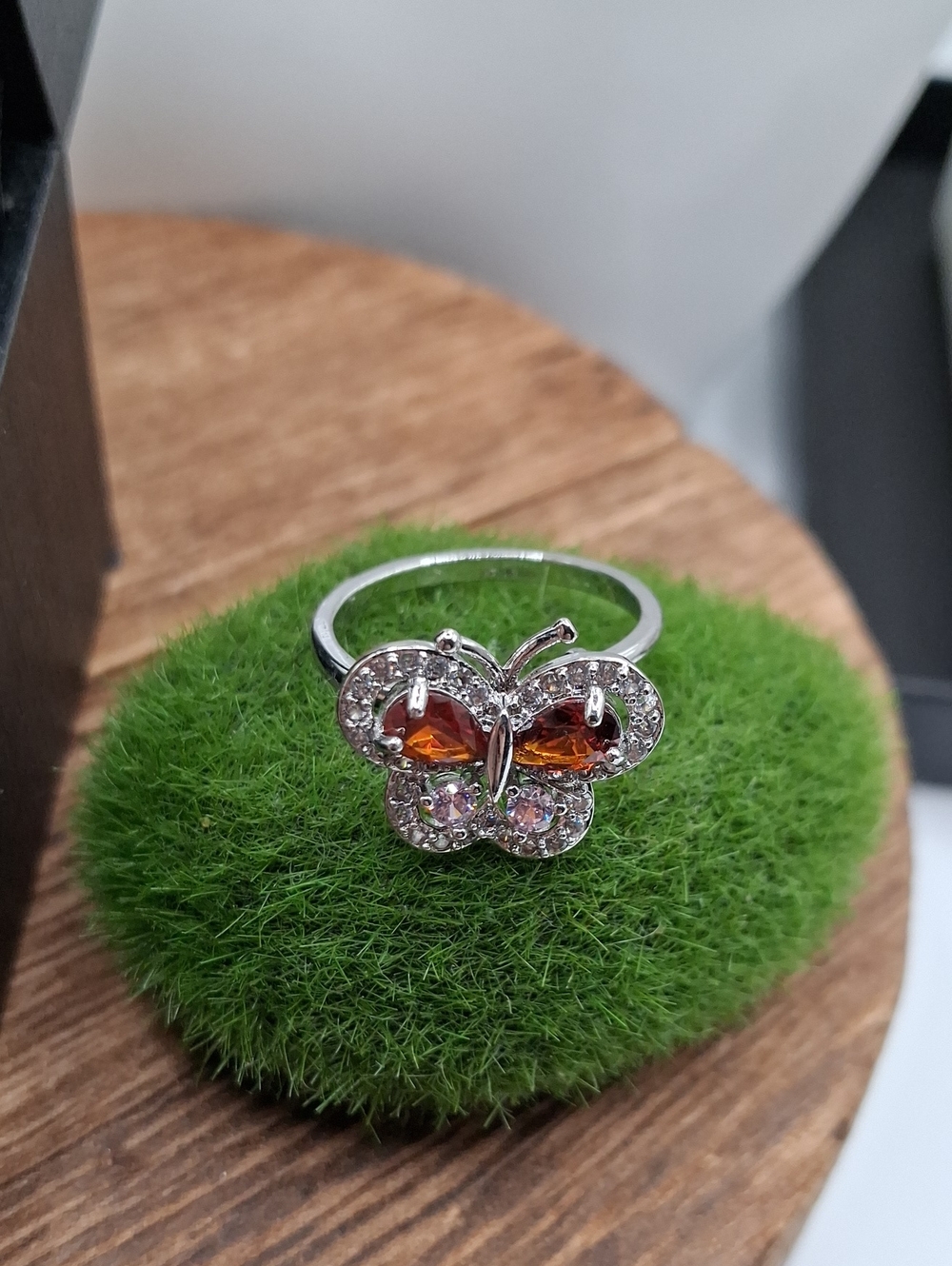 Butterfly Ring with Amber Gemstones - Silver Tone R835 Adjustable Band